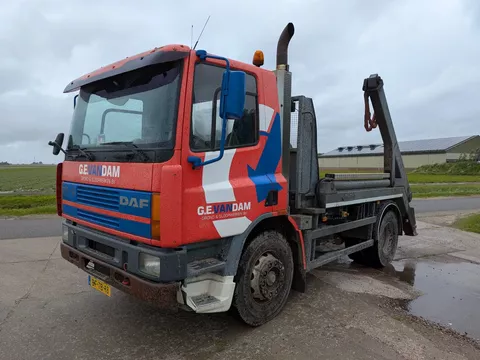DAF 75.240 Euro 2, Full springs!